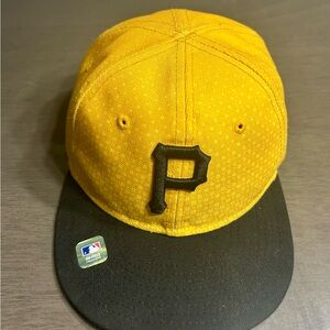 MLB Pittsburgh Pirates City Connect Hat New Era 59Fifty Fitted 6 3/8